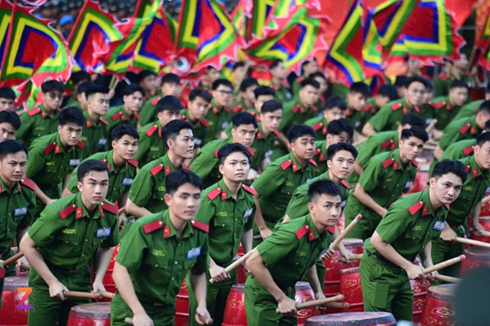Tổng duyệt diễn binh diễu hành Đại lễ 30/4 “Khúc dạo đầu bản anh hùng ca mừng 50 năm thống nhất đất nước” - 4