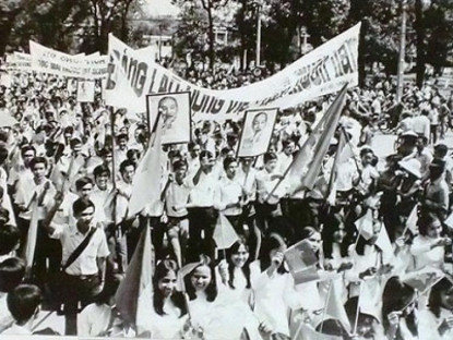 Văn thơ - Hình ảnh ngày 30 tháng 4 trong sáng tác của các nhà thơ &quot;Nhà số 4&quot;