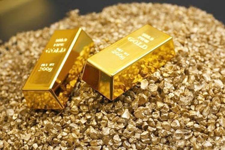 Giá vàng hôm nay 4/5: Vàng trong nước cao hơn thế giới gần 20 triệu đồng/lượng - 1