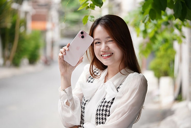 iPhone 15 liệu còn đáng mua trong thời điểm giá giảm mạnh? - 1