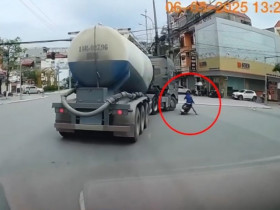 Clip: Xe máy drift nhanh như chớp, tránh cú ôm cua bất ngờ của xe bồn
