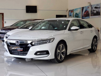Công nghệ - Những sedan liên tục bị khách hàng Việt “quay lưng”