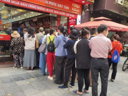 Kinh tế - Ngân hàng đồng loạt tăng lãi suất tiết kiệm, mức cao nhất hiện là bao nhiêu?