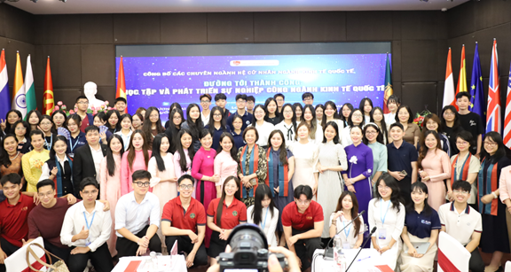 Trường Đại học Kinh tế - Đại học Quốc gia Hà Nội công bố 3 chuyên ngành mới - 4