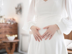 Có thai trước hôn nhân, cô dâu bị gia đình chú rể bỏ rơi trong ngày cưới