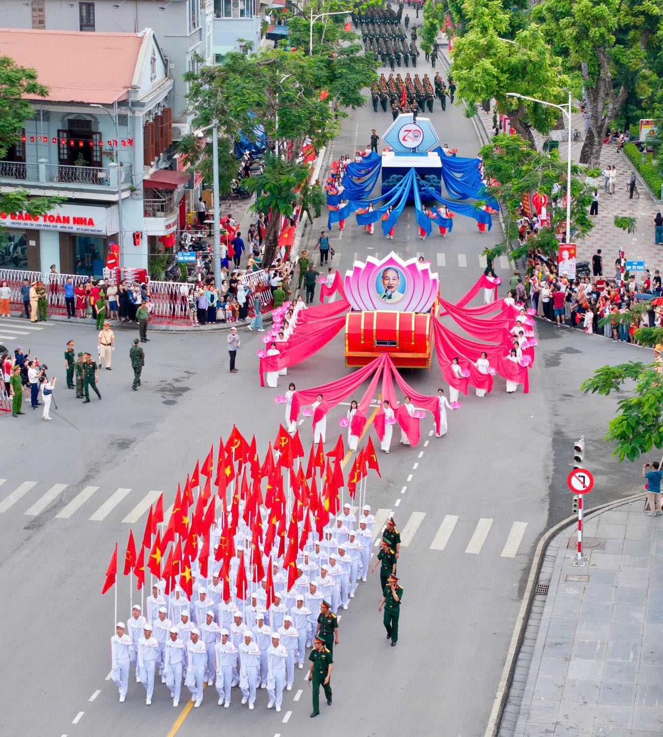 “Hải Phòng vươn mình” - Khúc tráng ca tuổi 70 của thành phố Hoa phượng đỏ - 2