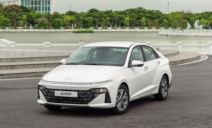 Hai cái tên quen thuộc tiếp tục thống trị phân khúc sedan giá rẻ cỡ B - 1