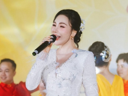 Kinh tế - Công ty của ca sĩ Hồ Quỳnh Hương và chồng có quy mô thế nào?