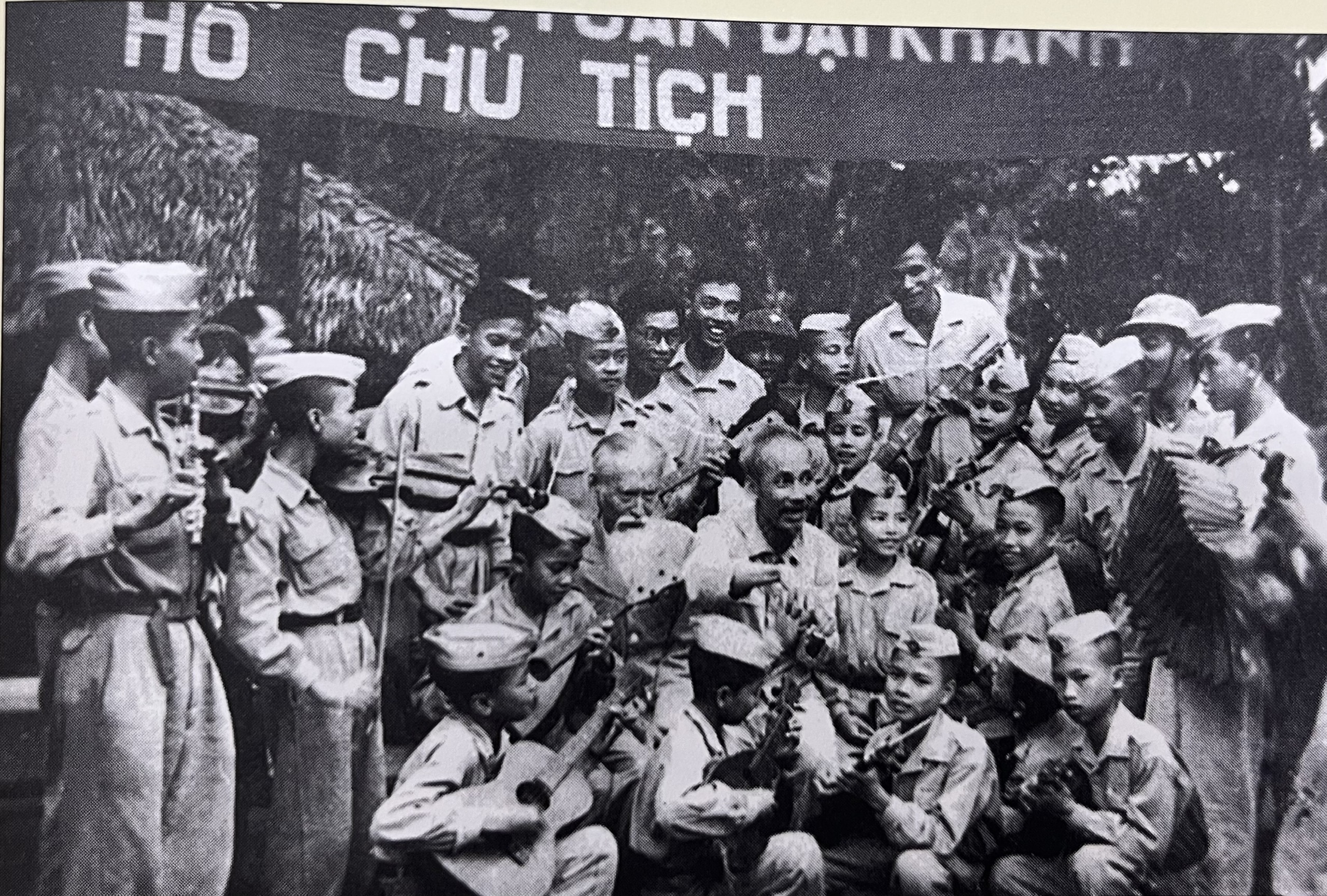 Di chúc của Bác Hồ sáng mãi giá trị vĩnh cửu - 2