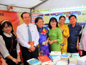 Từ một dòng chảy lặng thầm: 50 năm văn học nghệ thuật TP Hồ Chí Minh