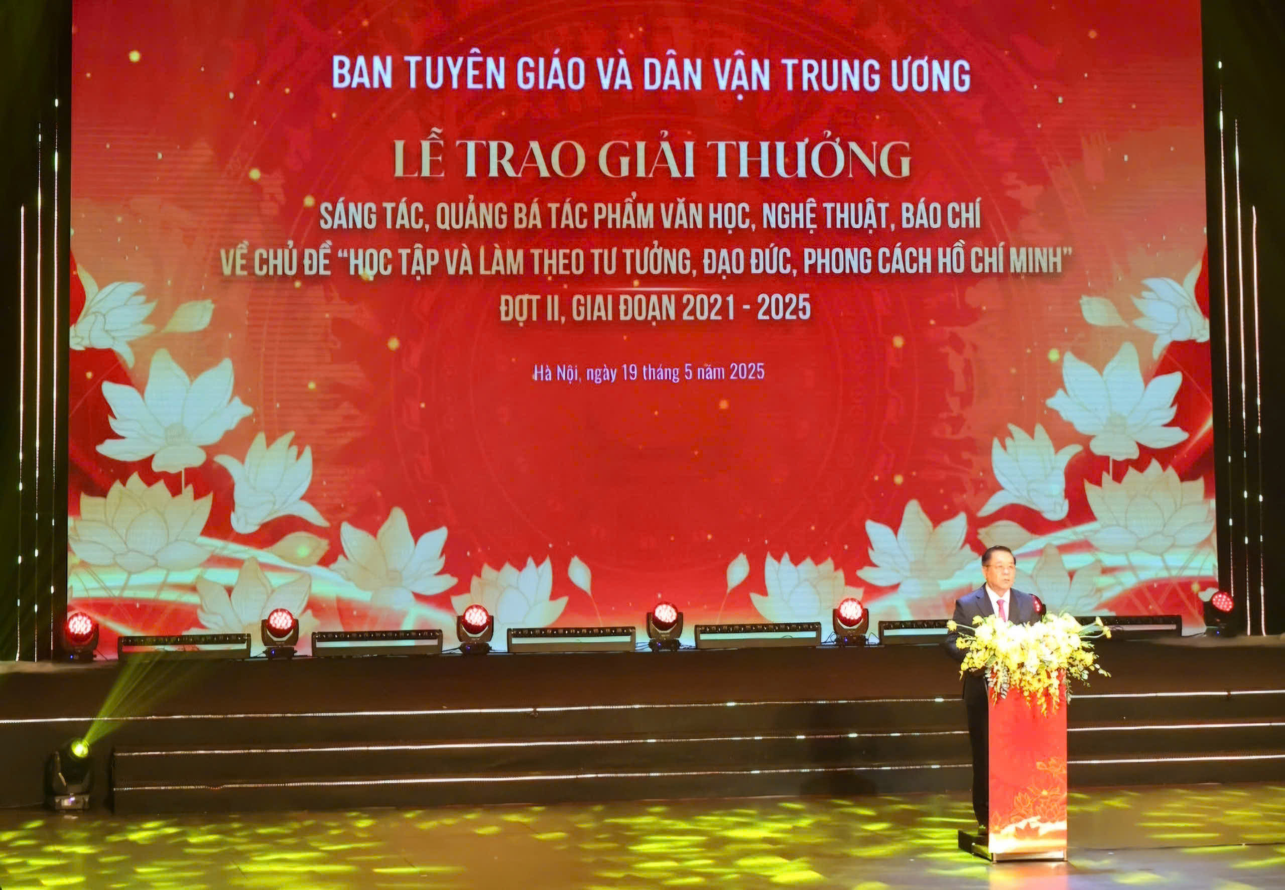 Viết tiếp lịch sử hào hùng của thời đại Hồ Chí Minh trong kỷ nguyên mới - 2