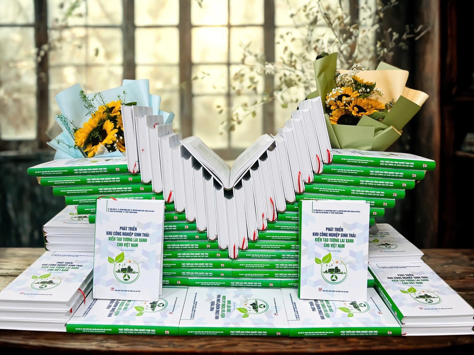 Cuốn sách “Phát triển khu công nghiệp sinh thái”: Cẩm nang cho chuyển đổi xanh ở Việt Nam - 1