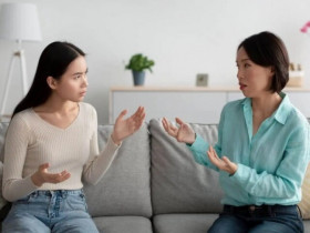 Chị dâu khóc nghẹn vì không dạy nổi hai con, tôi đau lòng nhớ lại mẹ kế của mình