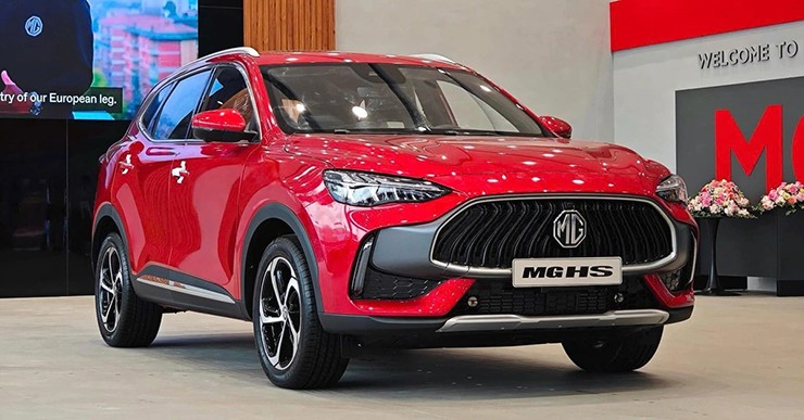 Loạt xe gầm cao giảm giá kịch sàn, rẻ hơn cả xe cỡ B - 2
