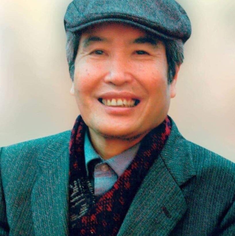 Nhà văn Minh Chuyên đón nhận danh hiệu Anh hùng Lao động và các giải thưởng trong nước, quốc tế - 2
