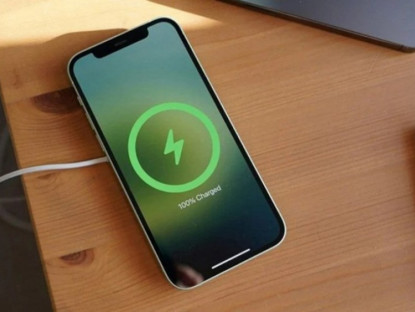 Công nghệ - Thói quen làm hại iPhone mà nhiều người vẫn không thể thoát