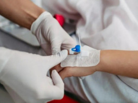 Người mẹ mua bảo hiểm 3,7 tỷ đồng vài giờ trước khi con trai qua đời, không đưa con đến bệnh viện