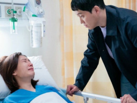 Chồng cũ đến thăm khi tôi mang thai, thứ anh để lại dưới gối khiến tôi nổi giận với chồng mình
