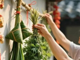 Tết Đoan Ngọ treo loại rau này trước cửa, chỉ 10.000 đồng/mớ nhưng giúp xua rủi rước lộc, cả năm may mắn