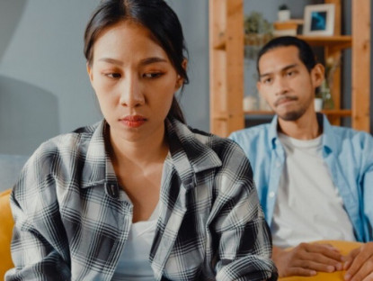 Gia đình - Tôi định ly hôn người vợ chi tiêu hoang phí, cô ấy bỗng đưa ra 300 triệu và tiết lộ một bí mật