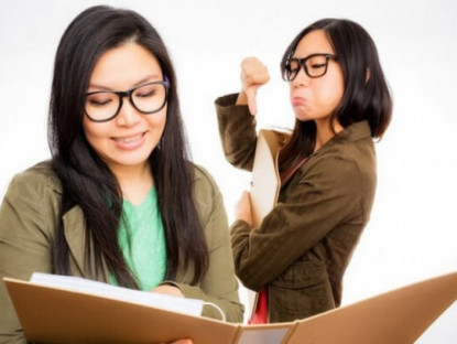 Gia đình - Những chuyện mờ ám nơi công sở