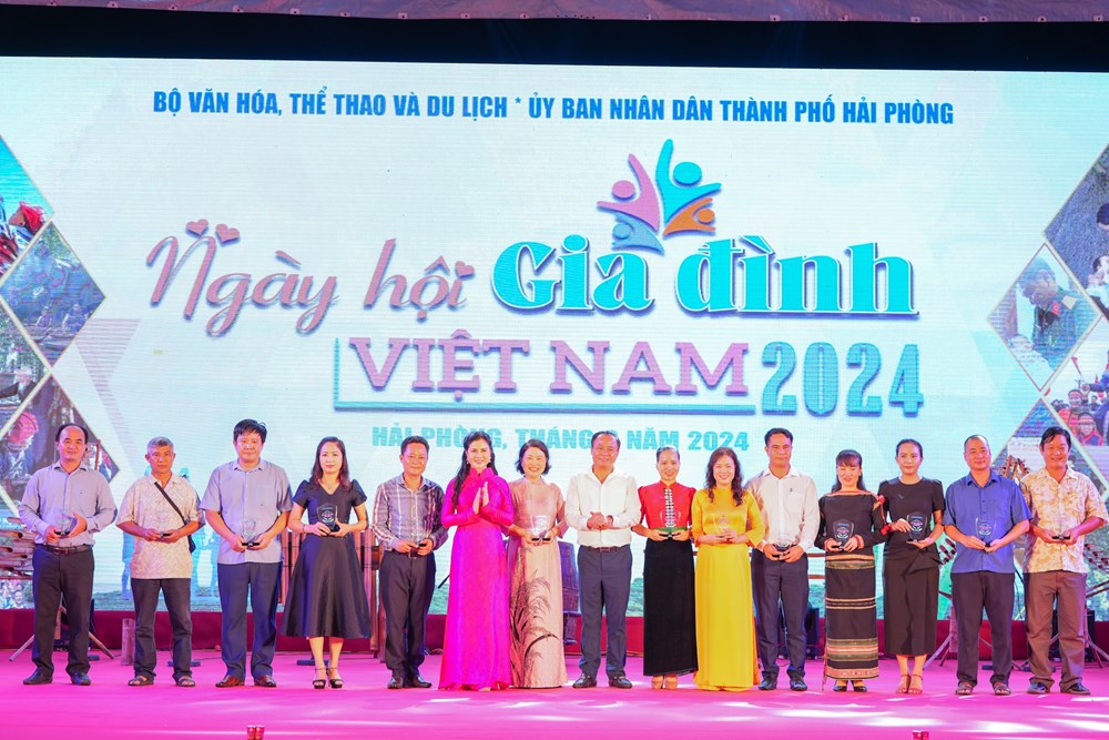 Ngày hội Gia đình Việt Nam năm 2025: Lan tỏa giá trị truyền thống tốt đẹp của gia đình - 1