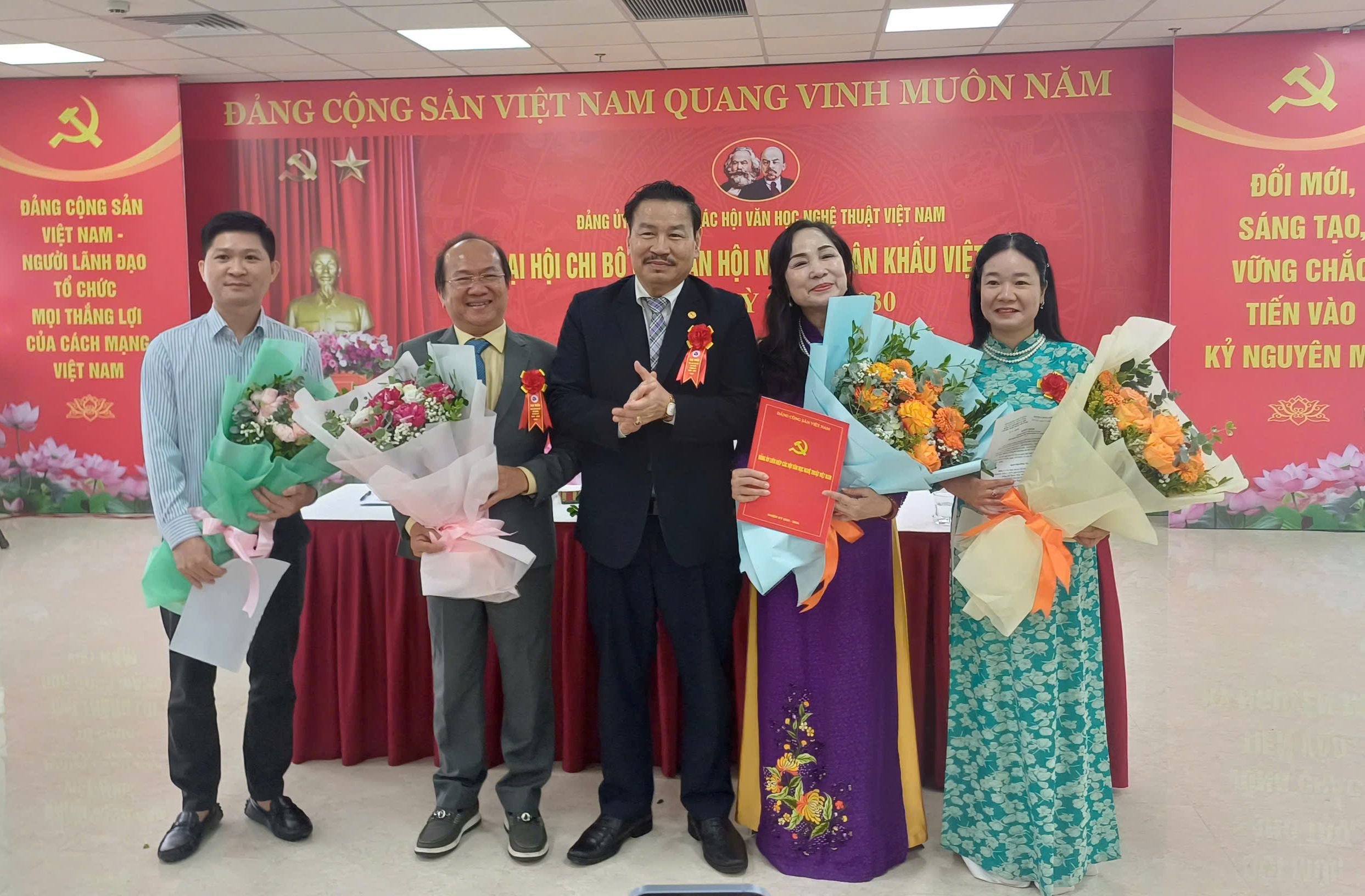 Đại hội Chi bộ Hội Nghệ sĩ Sân khấu Việt Nam nhiệm kỳ 2025 - 2030 - 4
