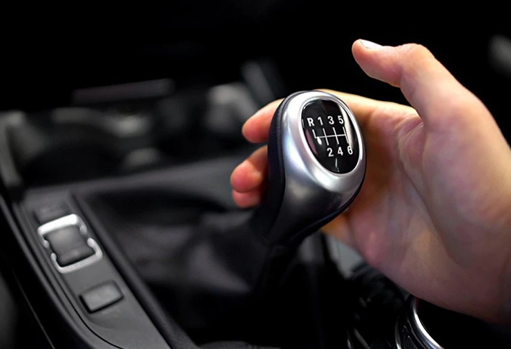 Nên chọn số sàn hay tự động cho chạy dịch vụ? - 2