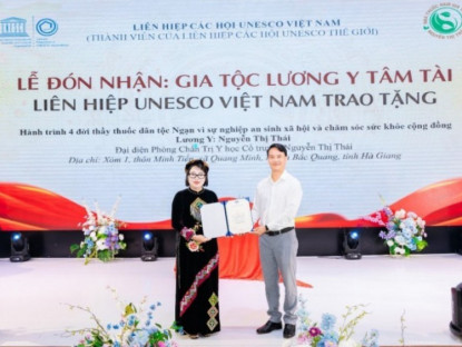 Thông tin doanh nghiệp - Lương y Nguyễn Thị Thái được vinh danh vì đóng góp cho sức khỏe cộng đồng