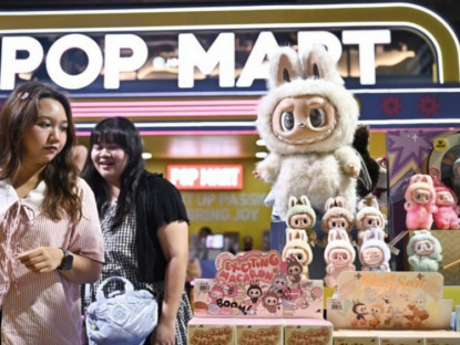 Kinh tế - Lọt top 10 tỷ phú giàu nhất Trung Quốc nhờ “cơn sốt” Labubu toàn cầu, CEO Pop Mart hiện có bao nhiêu tiền?
