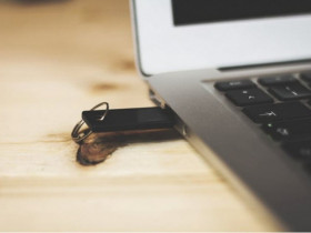 Thói quen tai hại 99% người dùng mắc phải: Cắm USB lạ và cái kết 