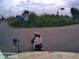 Clip: Xe máy phóng như tên bắn, tạt đầu container khiến tài xế tái mặt