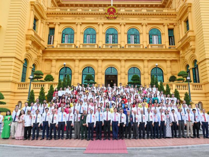 Tin Tức - Chủ tịch nước Lương Cường: Tạo dựng diện mạo mới của nền báo chí cách mạng hiện đại, nhân văn, dân tộc, vươn lên