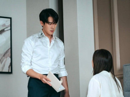 Gia đình - Gọi điện về nhà nhưng quên tắt máy, nghe vợ nựng con tôi liền về quê đề nghị ly hôn