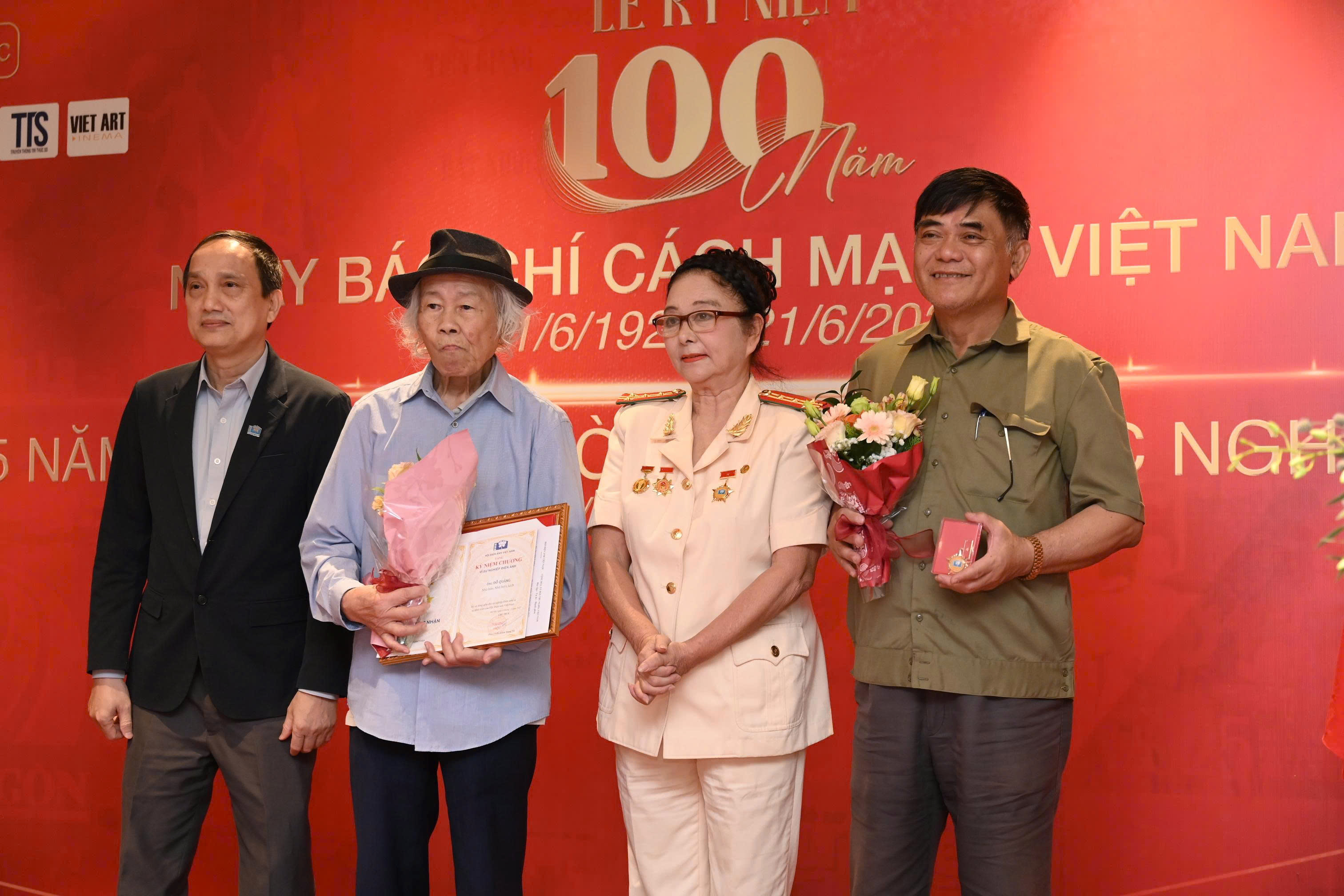 Thời báo Văn học nghệ thuật – Tự hào dấu ấn 5 năm - 7