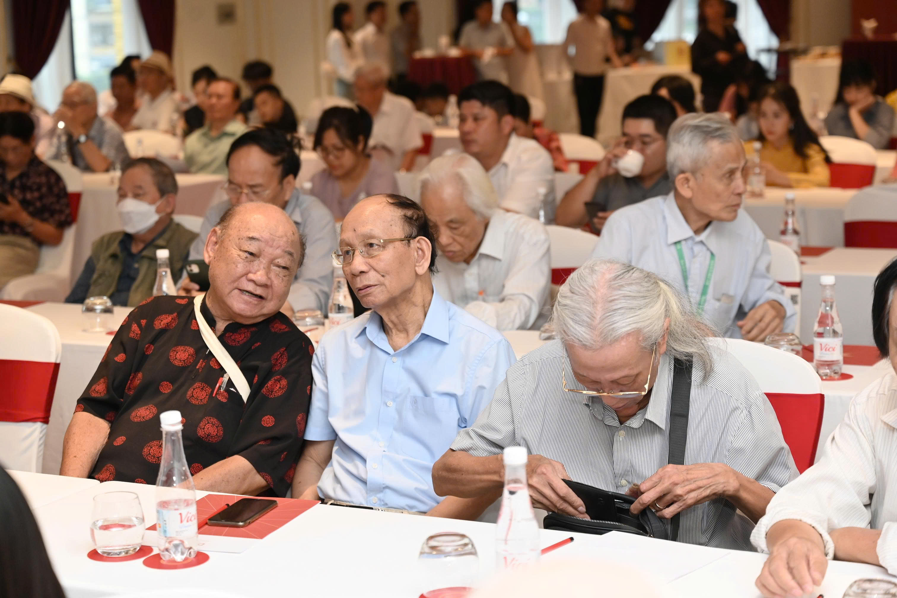 Thời báo Văn học nghệ thuật – Tự hào dấu ấn 5 năm - 12