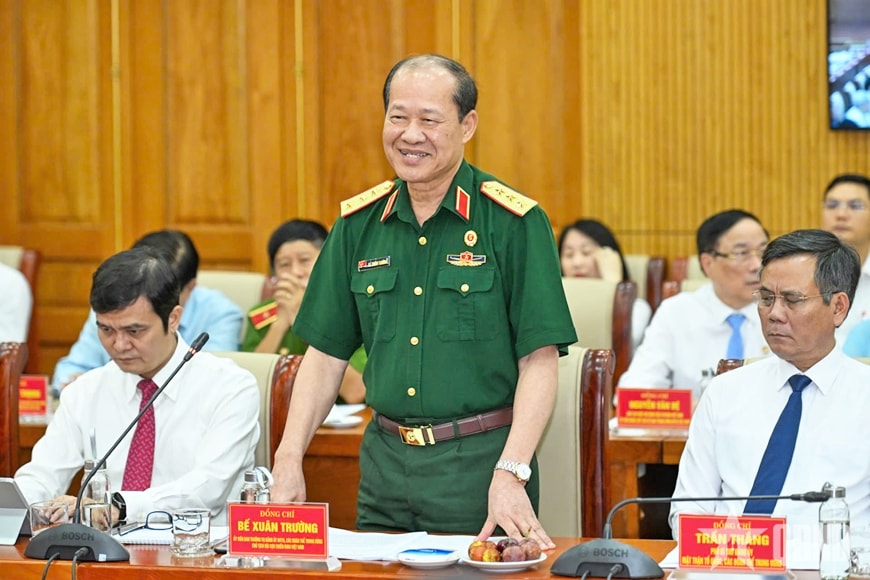 Tổng Bí thư Tô Lâm trao Quyết định thành lập Cơ quan Ủy ban Trung ương Mặt trận Tổ quốc Việt Nam - 8