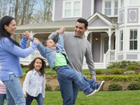 Mỹ tăng vọt số lượng triệu phú mỗi ngày: Ai đang giàu lên và vì sao?