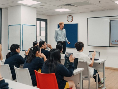 Thông tin doanh nghiệp - Học sinh có định hướng du học Úc nên chọn hệ giáo dục Úc hay hệ Việt Nam từ lớp 10?