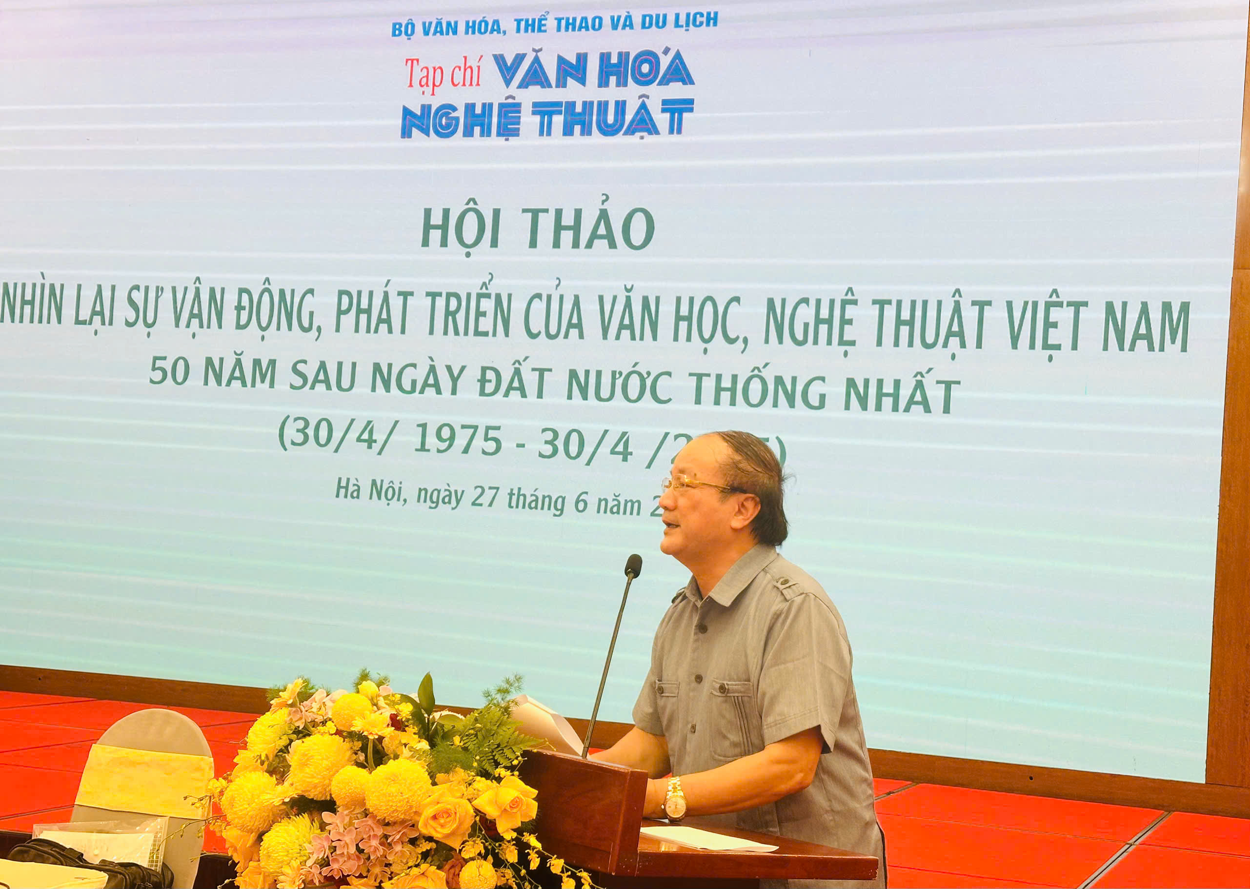 Nhìn lại sự vận động, phát triển của văn học, nghệ thuật Việt Nam 50 năm sau ngày đất nước thống nhất - 3