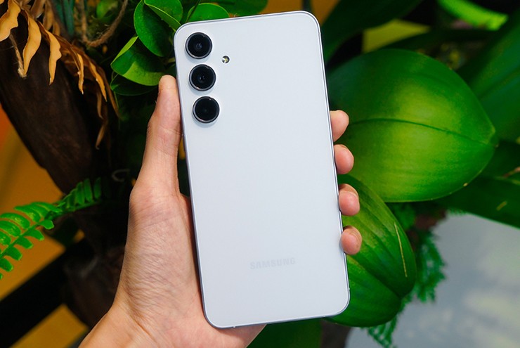Đến lượt người dùng Galaxy A55 5G đón tin vui về One UI 8 - 1