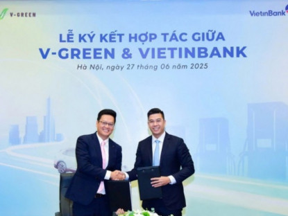 Thông tin doanh nghiệp - V-Green và Vietinbank ký kết hợp tác, đồng hành phát triển hạ tầng trạm sạc ô tô điện Vinfast