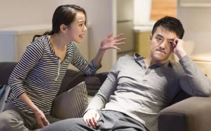 Tôi định ly hôn người vợ chi tiêu hoang phí, cô ấy bỗng đưa ra 300 triệu và tiết lộ một bí mật - 2