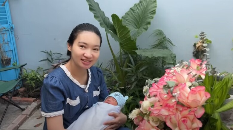 Vợ kém 26 tuổi của Tiết Cương và hành trình đi đẻ: Từ nhập viện khẩn cấp đến lộ diện tươi tắn sau sinh - 12