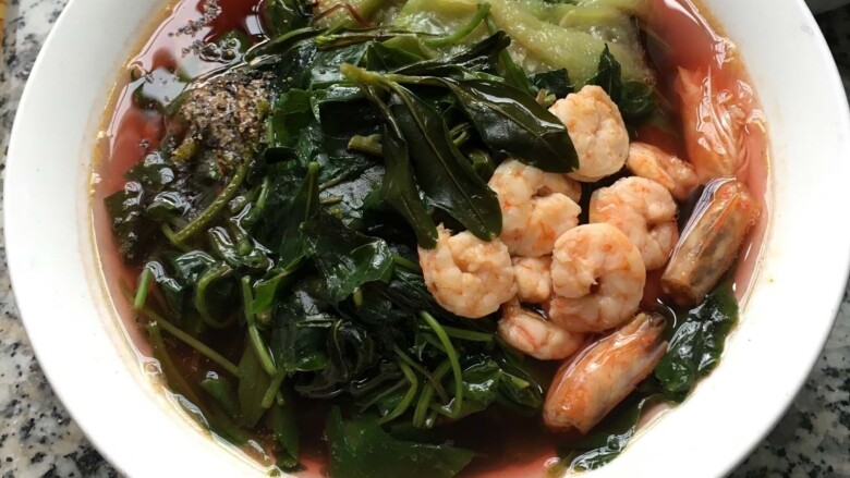 Cây dại vứt xuống đất là mọc tua tủa, có vị chua chua đem nấu canh hoặc xào vừa ngon lại bổ - 2