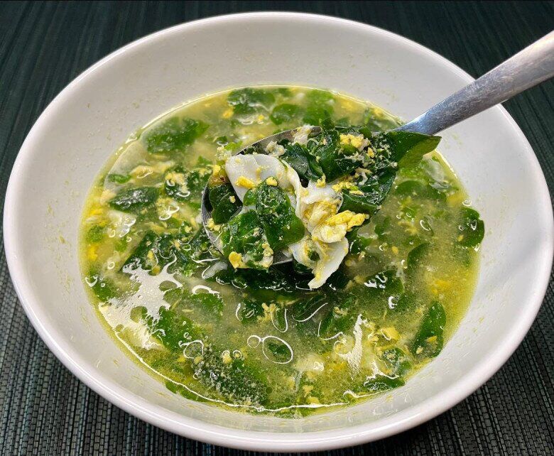 Cây này chỉ ăn lá, vitamin C gấp 45 lần rau thường, nấu canh hay luộc đều rất mát, được ưa chuộng vào mùa hè - 3