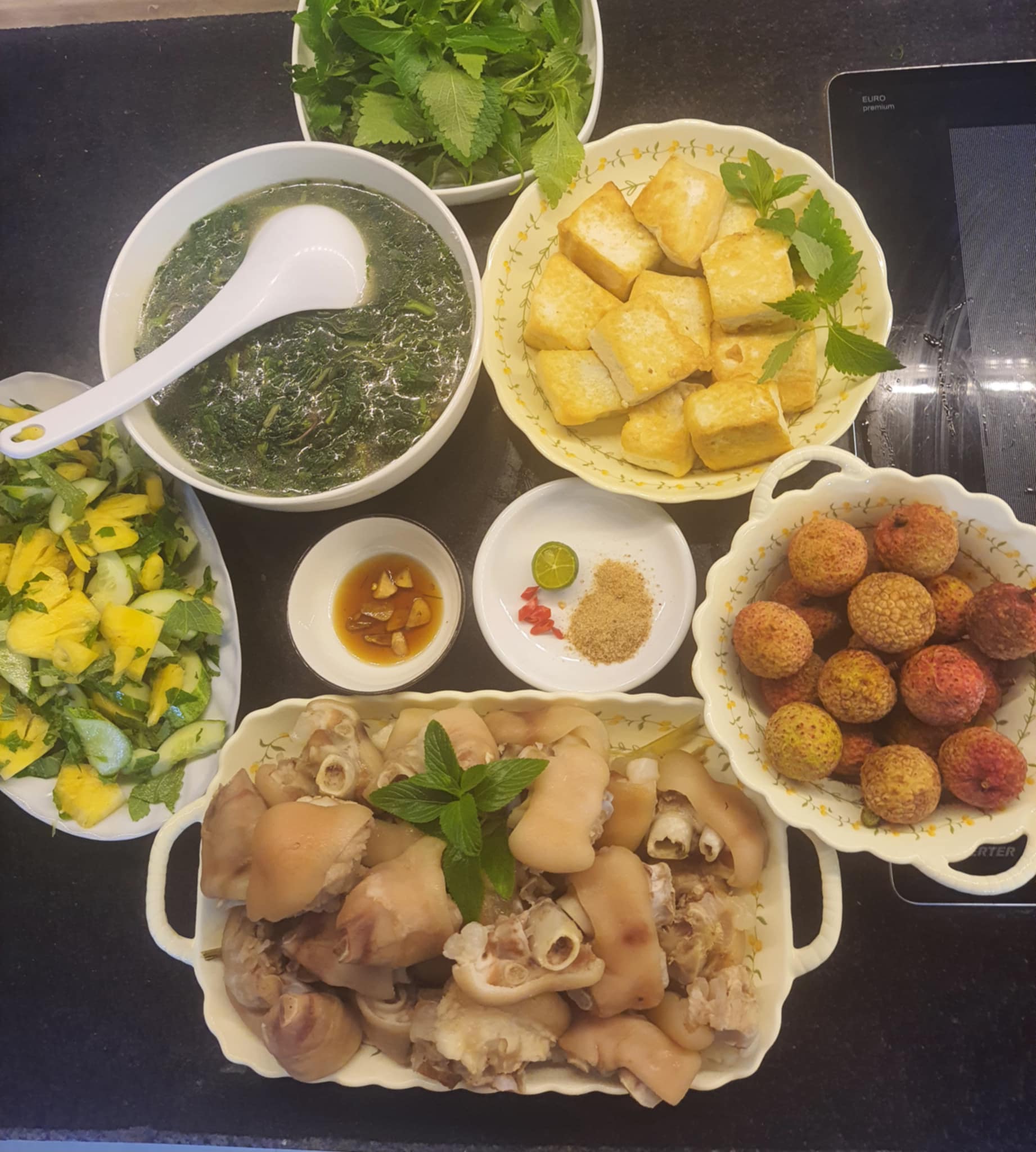 Cô giáo mê nấu ăn, ngày nào cũng vào bếp 2 bữa, khoe loạt cơm nhà đủ món ngon - 3