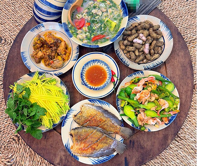 Hôm nay nấu gì: Cơm chiều ngon miệng, ai nhìn thấy cũng mê - 1