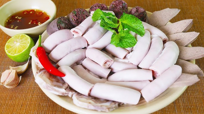 Luộc lòng lợn chỉ cần cho 1 loại gia vị này đảm bảo lòng trắng phau, giòn sần sật, mùa hè tha hồ nhậu lai rai - 4