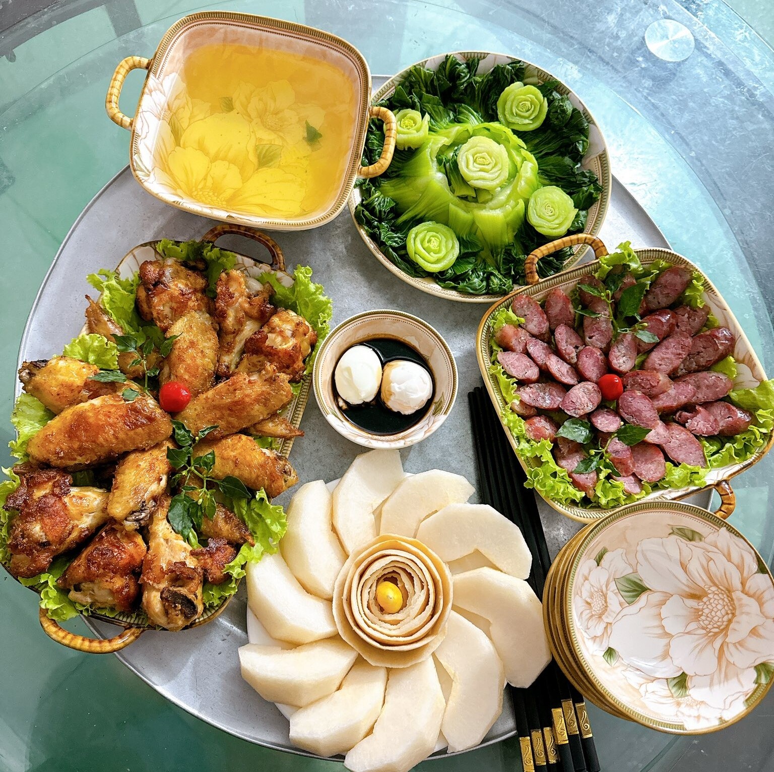 Từ luộc trứng cũng phải gọi điện cầu cứu bạn, 9X giờ đã lên tay, khoe loạt cơm hè ngon mát &#34;khéo hết phần thiên hạ&#34; - 12